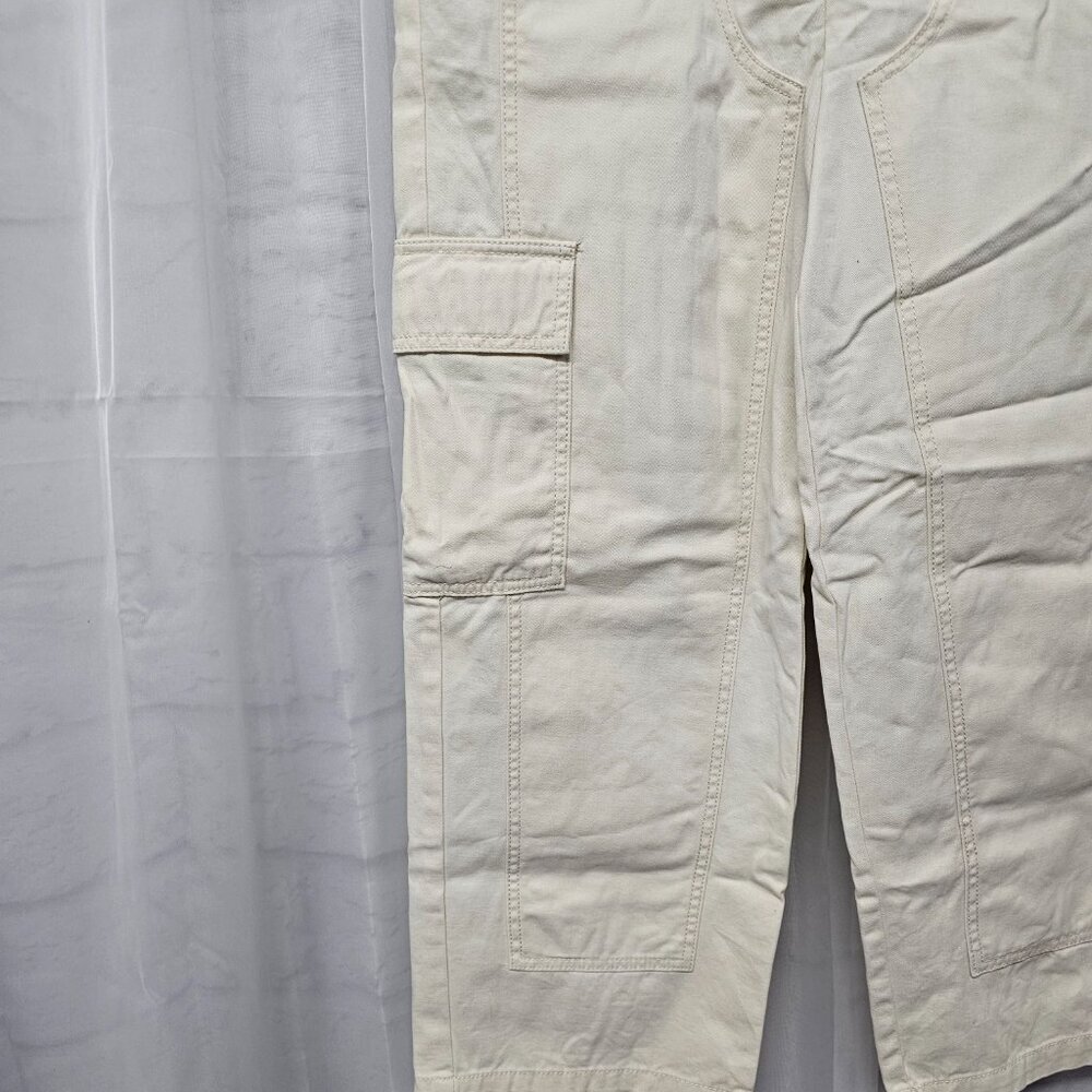 Universal Thread Cream Button Fly Cargo Pants Gor… - image 8